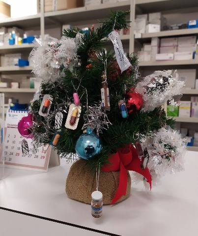 Árbol de Navidad de Farmacia del HURH